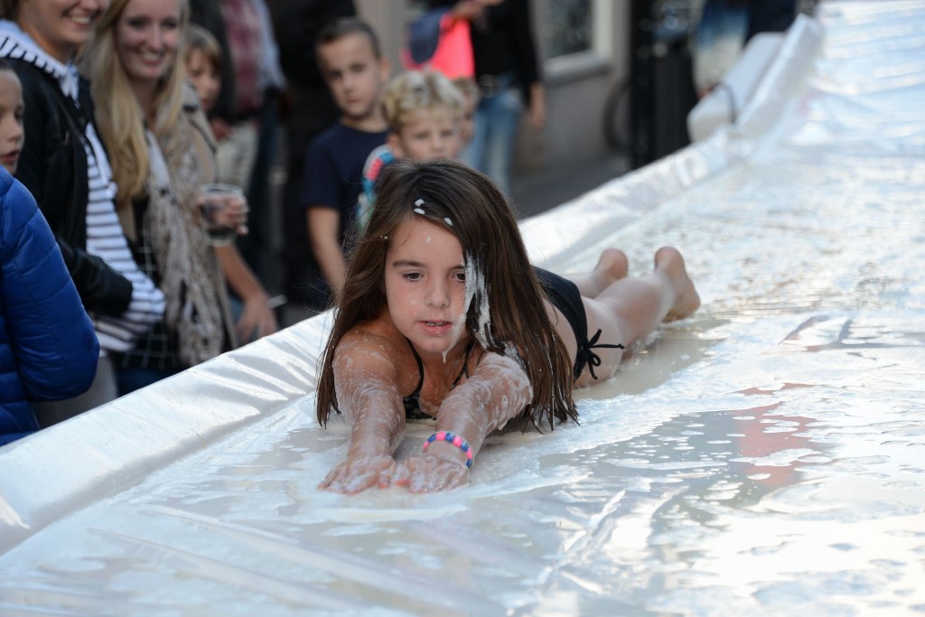 ../Images/Donderdag kermis 295.jpg